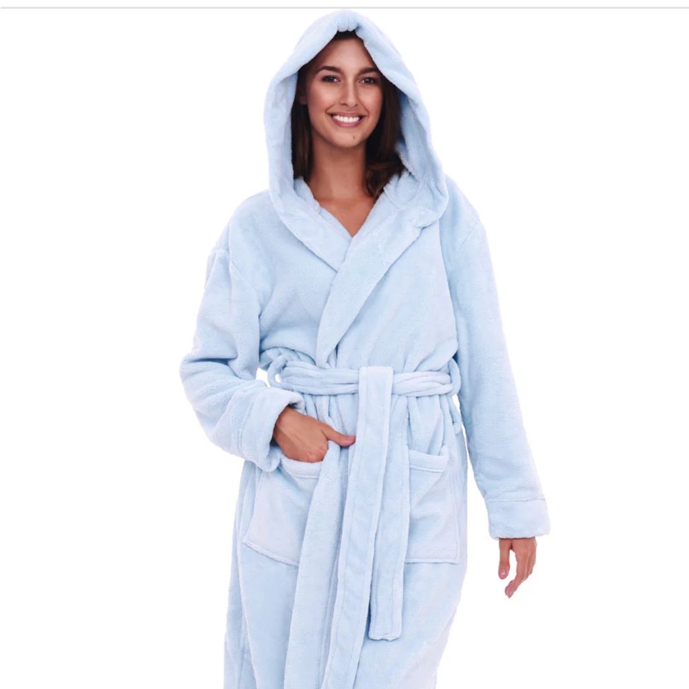 Women's Plush Fleece Hooded Robe, Shaggy Feather Long Bathrobe. Light blue